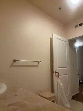 Motherbigbus online show from 02-24-26, 08:51