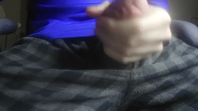 Snapshot of CaptThickEdgerton chatting on 01-12-26, 10:48 CaptThickEdgerton online show from 01-12-26, 10:48