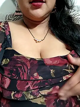 Winter XOXO online show from 11-18-25, 06:45