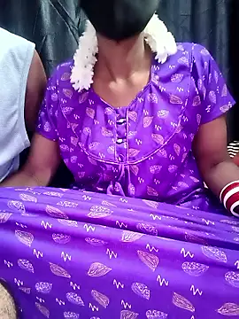 StrawberryCouples online show from 01-08-26, 04:53