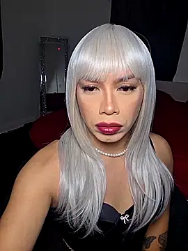 Snapshot of angelixna chatting on 11-19-25, 01:05 angelixna online show from 11-19-25, 01:05