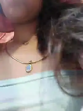 Moon Beautifull online show from 11-21-25, 01:37