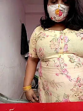 CUTE-LOVE-SWEETS online show from 12-21-25, 04:19