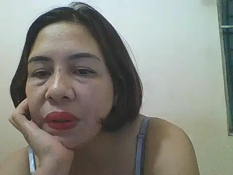Snapshot of Sona5888 chatting on 11-18-25, 03:23 Sona5888 online show from 11-18-25, 03:23