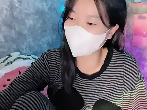 Hellen2999 online show from 11-28-25, 03:58