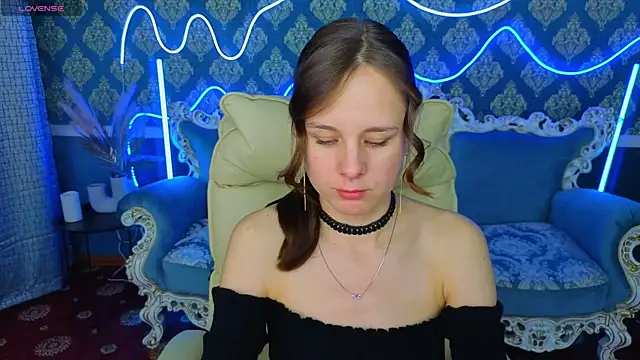 KarolinaSky online show from 11-18-25, 06:40