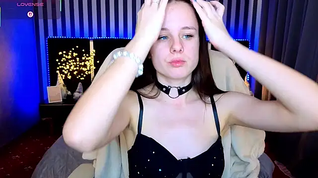 KarolinaSky online show from 01-11-26, 01:49