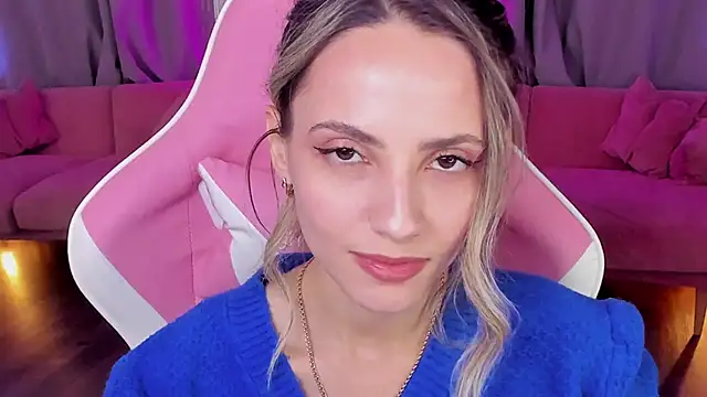 amelia meili online show from 11-24-25, 01:00