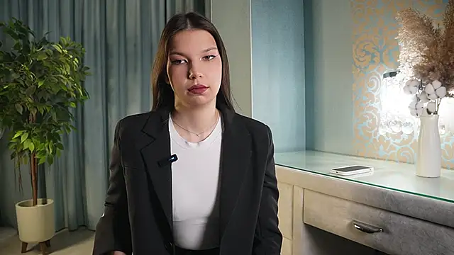 WendyArand online show from 11-18-25, 11:14