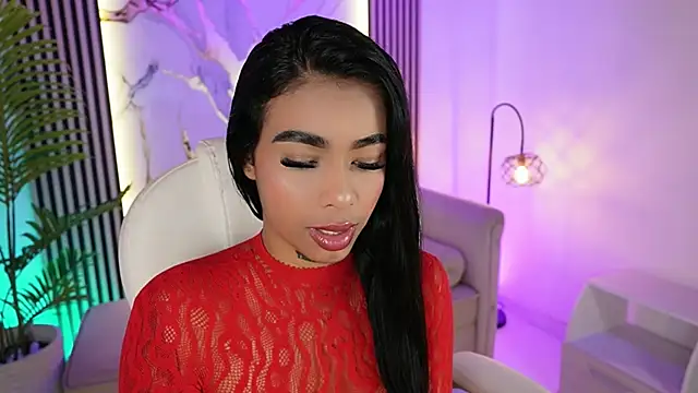 MeganLowell online show from 11-26-25, 07:59