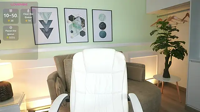 MeganLowell online show from 01-06-26, 11:36