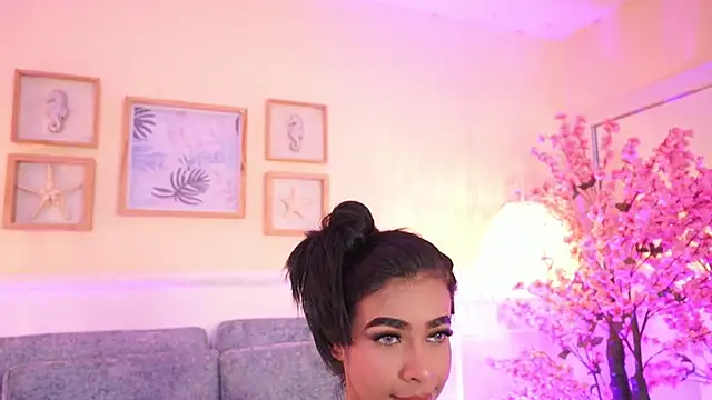 MeganLowell online show from 03-03-26, 06:58