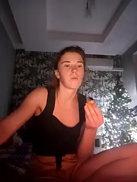 BarniLili online show from 12-22-25, 11:02