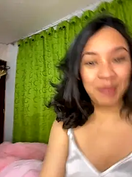 Esmerald 1111 online show from 11-28-25, 10:51