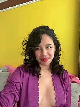 Esmerald 1111 online show from 02-19-26, 04:14