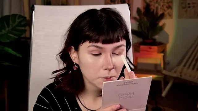 RickiOwens online show from 12-16-25, 06:51