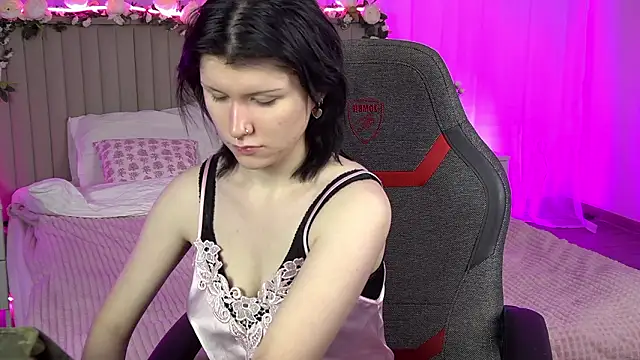 RickiOwens online show from 01-14-26, 07:03