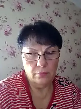 Snapshot of OliviaaSkyy chatting on 11-18-25, 06:34 OliviaaSkyy online show from 11-18-25, 06:34