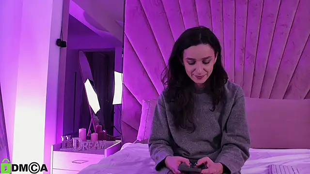 AnnaHarperX online show from 01-31-25, 06:14