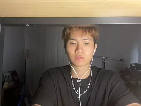 Juhone online show from 11-26-25, 06:47