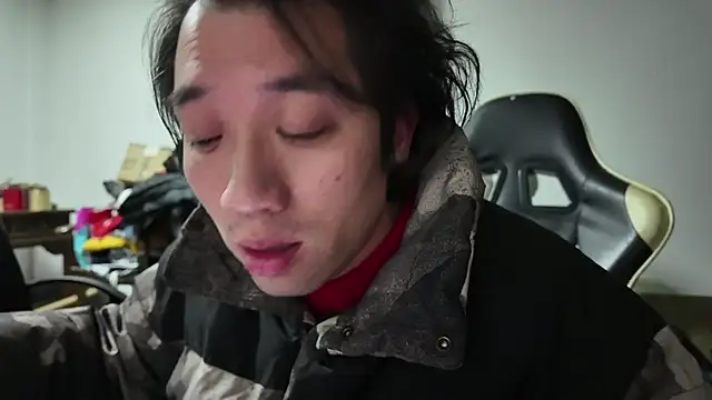 lubeiqu online show from 12-21-25, 02:02