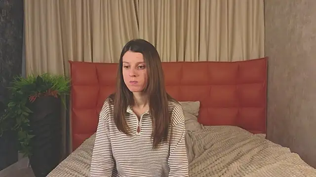 Snapshot of VelvetNyxen chatting on 01-07-26, 02:08 VelvetNyxen online show from 01-07-26, 02:08