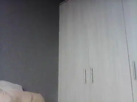 Snapshot of TiaBlaze chatting on 11-25-25, 01:55 TiaBlaze online show from 11-25-25, 01:55