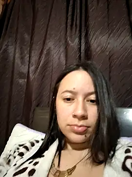 Annie Petters online show from 11-30-25, 03:43