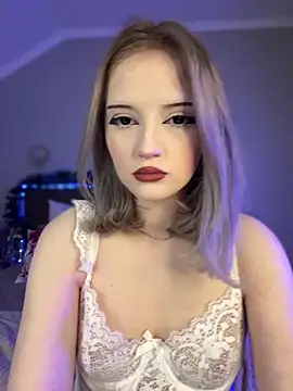 YunnaTyan online show from 12-14-25, 01:05