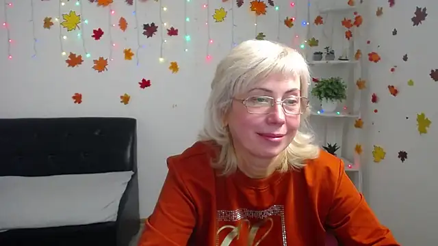 LaurenWishy online show from 11-28-25, 02:31
