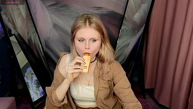 Snapshot of AnoraAmore chatting on 11-26-25, 06:47 AnoraAmore online show from 11-26-25, 06:47