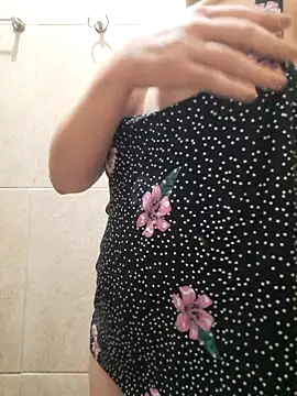 Bruninhahot86 online show from 11-19-25, 06:35