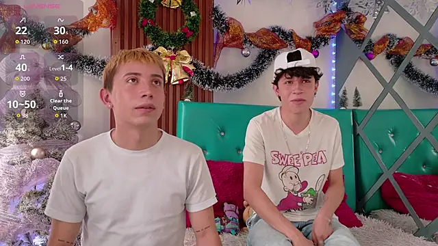 Boys 2 play online show from 11-19-25, 01:33