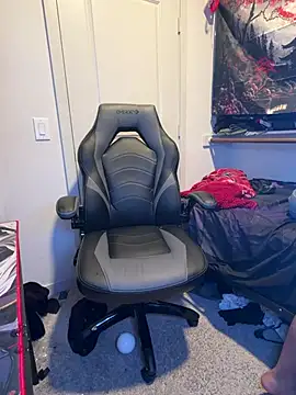 Snapshot of youngstarblc chatting on 03-03-26, 12:28 youngstarblc online show from 03-03-26, 12:28