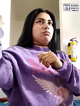 Emmyxxx online show from 03-04-26, 04:07