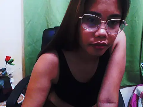 HotAsian Yazzi69 online show from 11-26-25, 05:47