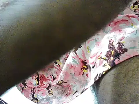 Snapshot of blue_roy chatting on 01-08-26, 04:42 blue roy online show from 01-08-26, 04:42