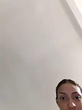 Xksthggbghjgff online show from 11-20-25, 02:45