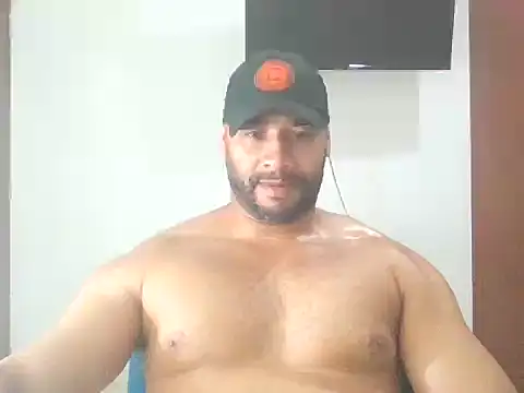 musclehetero online show from 12-18-25, 07:42