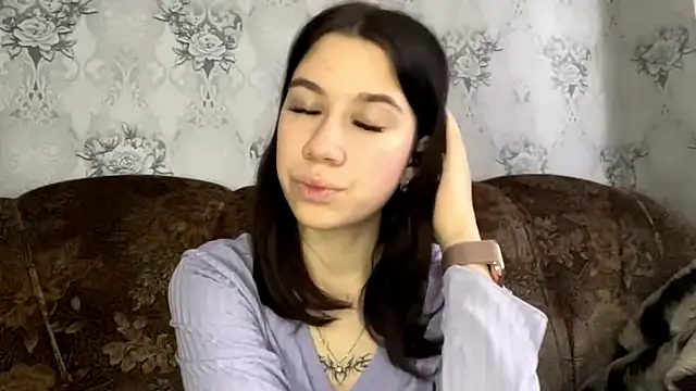 DebbiGoodknight online show from 12-14-25, 09:03