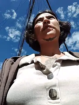 Zoe addiction online show from 11-27-25, 02:19