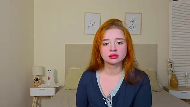 Snapshot of Sofiia-love chatting on 11-19-25, 02:39 Sofiia-love online show from 11-19-25, 02:39