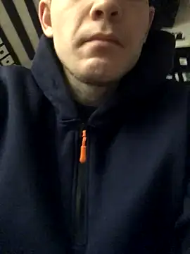 Spielzeugtwink online show from 12-14-25, 11:37