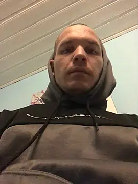 Spielzeugtwink online show from 02-01-26, 04:27