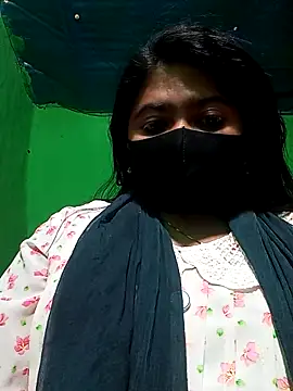 Small girls online show from 11-20-25, 05:23