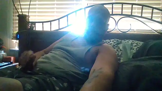 BigriskDaddy92 online show from 12-05-25, 08:27