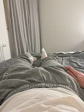 Snapshot of TwinkiStar05 chatting on 11-20-25, 08:08 TwinkiStar05 online show from 11-20-25, 08:08