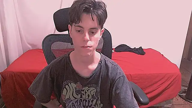 yuyitohairy online show from 11-26-25, 02:56