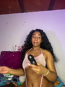 Annaa Hott online show from 12-16-25, 05:23