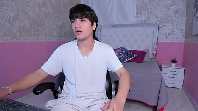 JakeSummer  online show from 11-27-25, 01:13